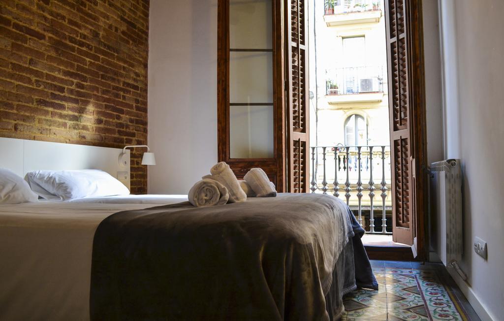 Happy People Plaza Espana Apartments Barcelona Zimmer foto