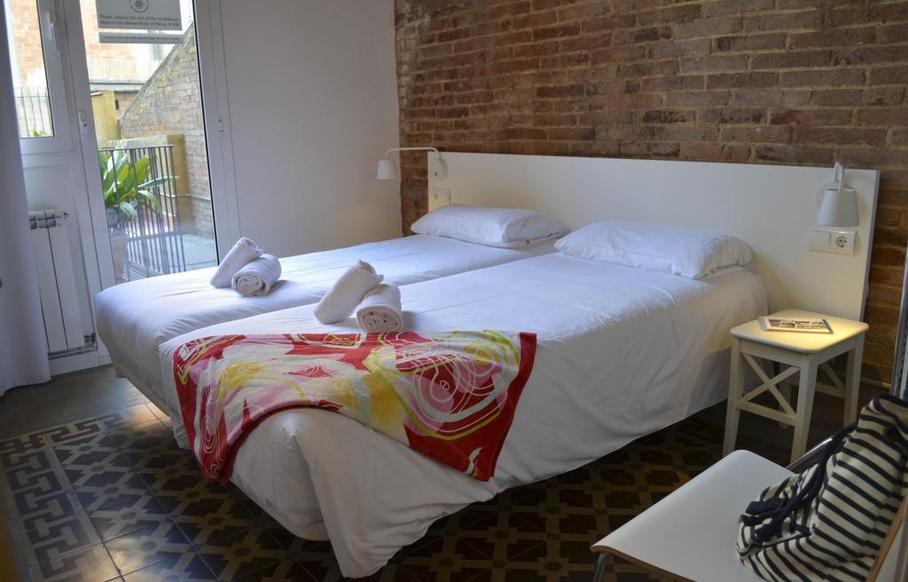 Happy People Plaza Espana Apartments Barcelona Zimmer foto
